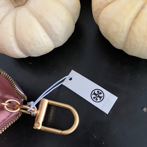 Tory Burch Card Case Key Ring - Picture 5 of 6